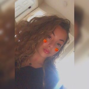 Meet your Posher, Brianna